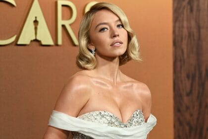 Sydney Sweeney dresses as sexy dragon for Shrek-themed Friendsgiving