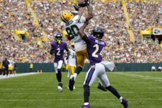 Where to watch Saturday NFL football games tonight live. NFL Week 17 TV schedule