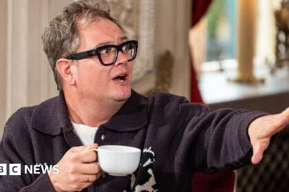 Alan Carr accidentally revealed Traitors victory hours after filming