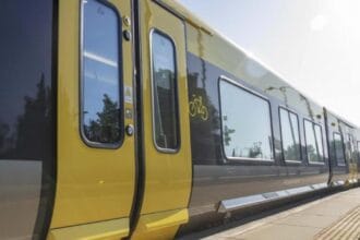 Delays on Merseyrail Wirral train line services