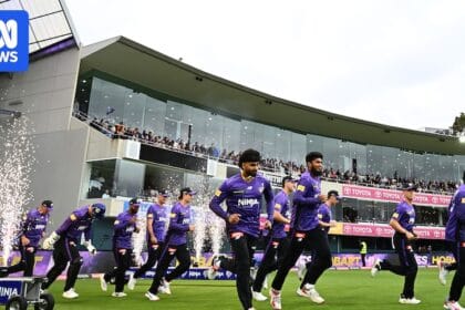 Hobart Hurricanes lose captain Nathan Ellis and Test batsman Jake Weatherald for Big Bash knockout final
