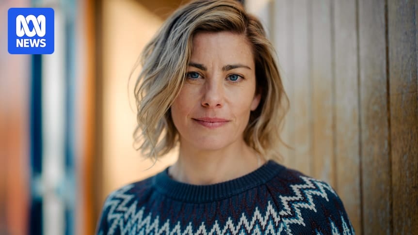 In Dear Life, Brooke Satchwell connects with the recipients of her late fiance’s organs