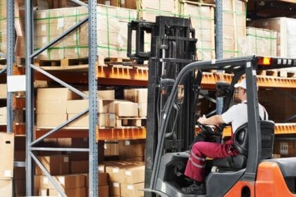 Is It Too Late To Consider United Rentals (URI) After Its Strong Multi Year Share Price Run?