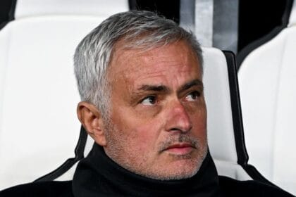 Jose Mourinho confronted by 200 furious Benfica fans after entering training ground