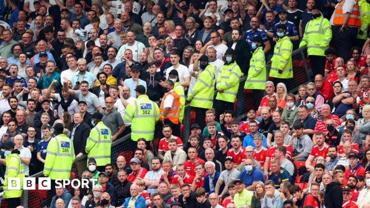 Leeds v Man Utd: Why does the rivalry matter? Leeds v Man Utd: Why does the rivalry matter?