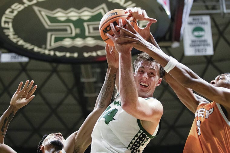 UH men’s basketball team looks to up its rebounding game against CS Bakersfield UH men’s basketball team looks to up its rebounding game against CS Bakersfield