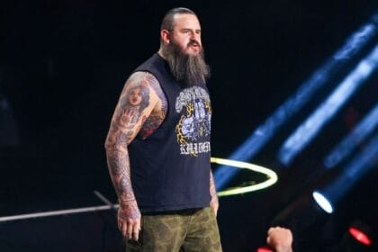 The new move shaking up pro wrestling: anti-ICE chants