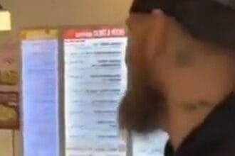 2 ‘no longer’ at Smoothie King after refusing service to man in Trump shirt