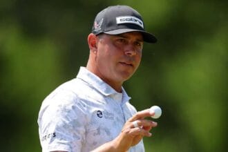 Gary Woodland leads in Houston, eyes first win since U.S. Open