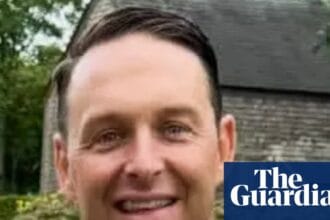 ‘His last gift’: father dies saving two of his children from drowning off Florida coast | Florida