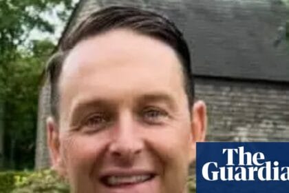 ‘His last gift’: father dies saving two of his children from drowning off Florida coast | Florida