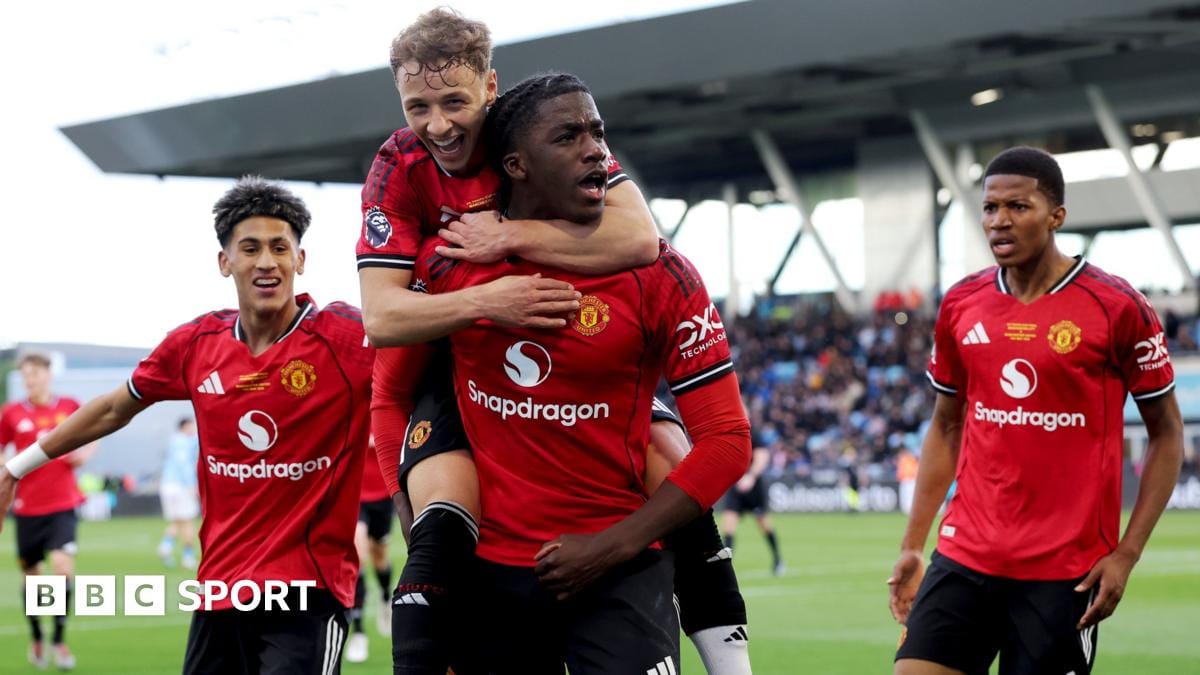 FA Youth Cup final LIVE: Watch Manchester City v Manchester United in the FA Youth Cup final
