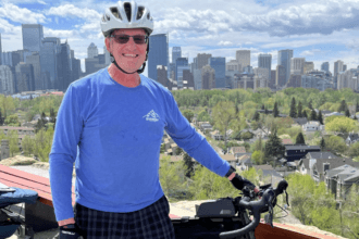 Former triathlete says vision loss led to stage 4 lung cancer diagnosis