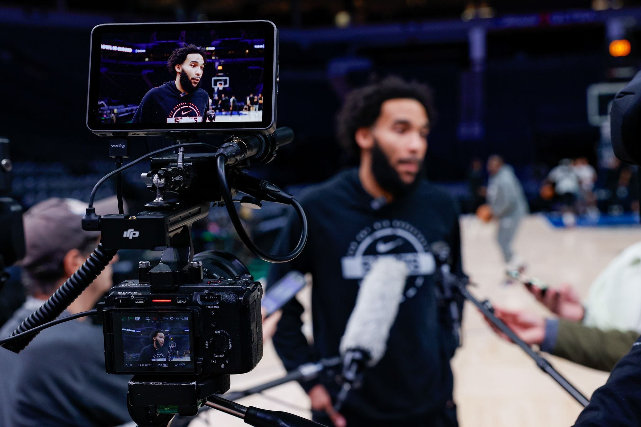 How Julian Champagnie’s playoff rebounding has stood out for Spurs
