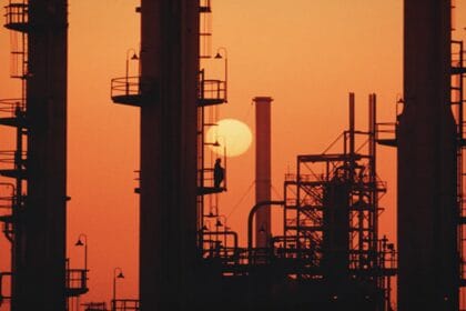 Oil markets bet on a swift end to Iran war. Investors may regret it