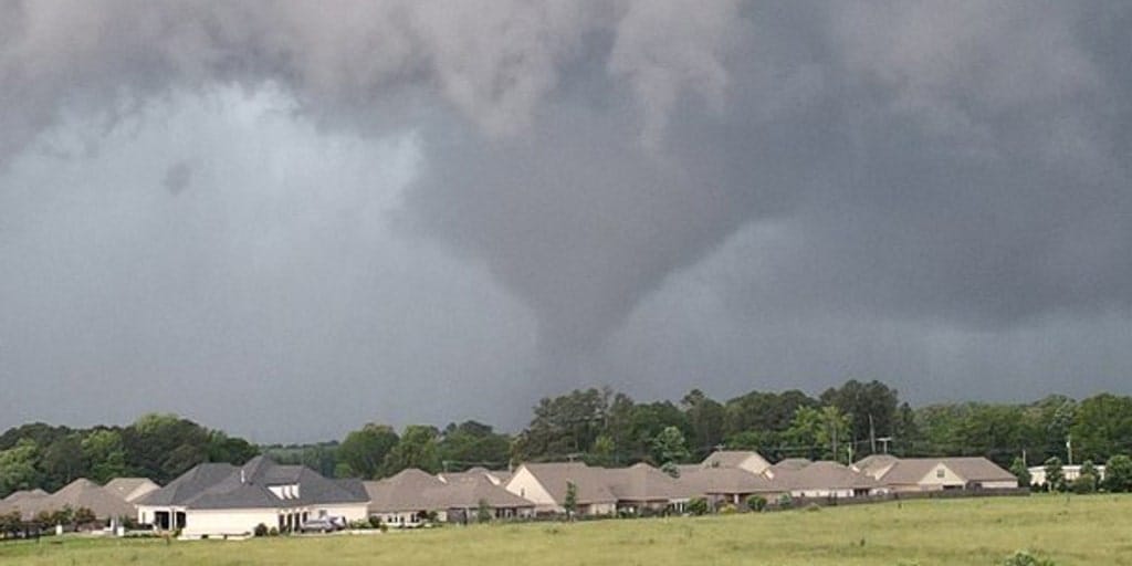 Severe Storms threaten Florida, Georgia, Carolinas with winds, tornadoes