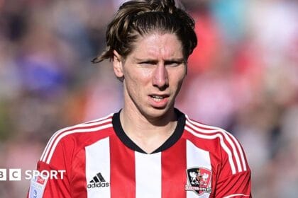 Alex Hartridge: Plymouth Argyle sign former Exeter City defender