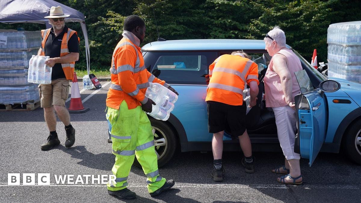 UK weather: Summer could be warmer than normal with more heatwaves forecast