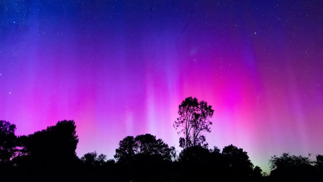 An Expert Explains How To See Tonight’s Surprise Aurora Australis In Your City An Expert Explains How To See Tonight’s Surprise Aurora Australis In Your City