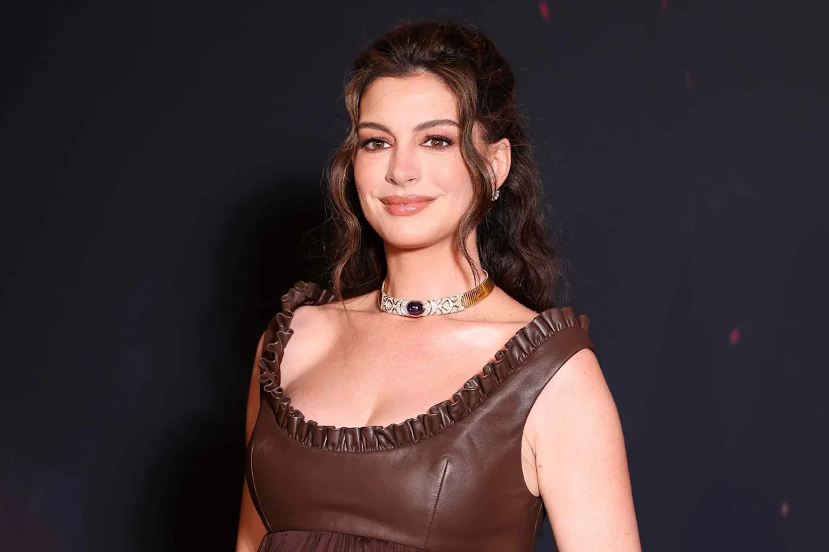 Anne Hathaway, 43, Jokes She “Knew” What She Was Doing but Was “Shocked” to Get Pregnant With Baby No. 3 Anne Hathaway, 43, Jokes She “Knew” What She Was Doing but Was “Shocked” to Get Pregnant With Baby No. 3