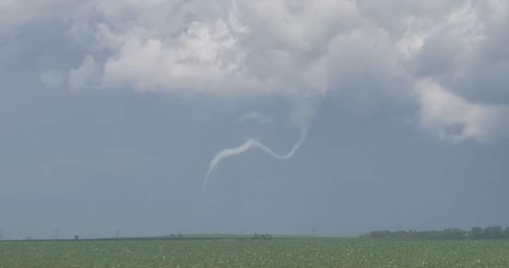 At least 2 tornadoes reported in Saskatchewan: Environment Canada At least 2 tornadoes reported in Saskatchewan: Environment Canada