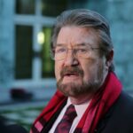 Derryn Hinch, the ‘human headline’, former senator and media figure, dies aged 82